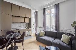 Aveneu Montaigne - Luxurious one bedroom apartment