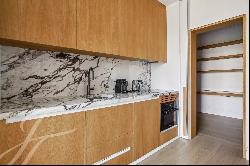 PARIS 8 / AVENUE MONTAIGNE - 2 rooms