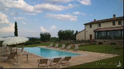 Fine winery and resort with spa in Sarteano, Siena - Tuscany