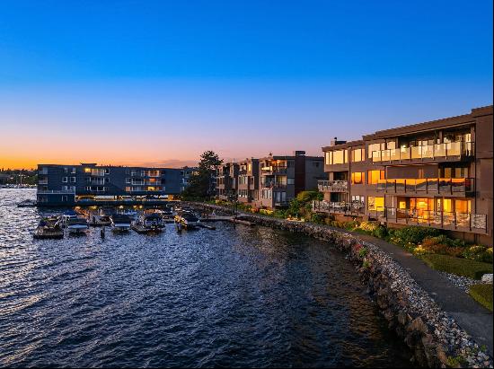 827 Lake St S Unit #205, Kirkland, WA 98033