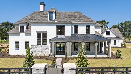 Extraordinary New Construction in the Heart of Milton