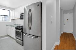 2400 Davidson Avenue Unit B7 ,Bronx, NY, 10468