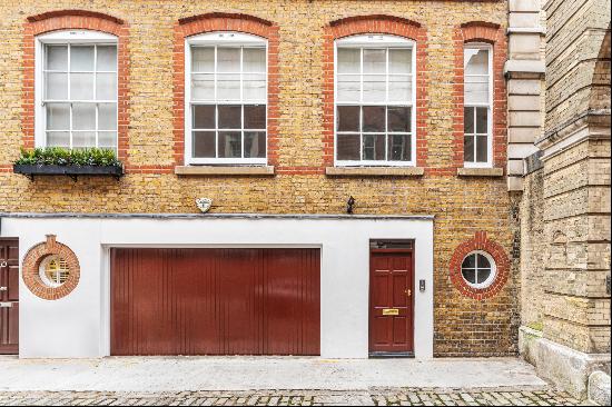 Recently refurbished house in the heart of Belgravia