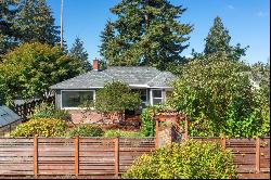 5305 NE 40TH AVE Portland, OR 97211