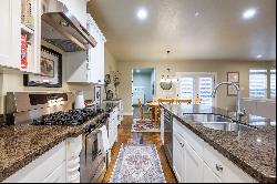 Stunning Home In Daybreak, Just Minutes From Oquirrh Lake!