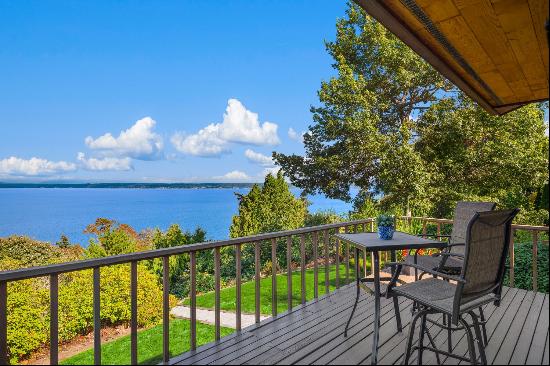 1843 Cascade View Dr, Camano, WA 98282