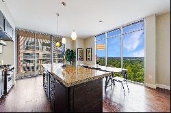 Luxurious Condo With Stunning Views At The Brookwood