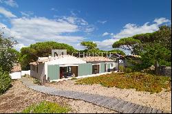 Exceptional location for this villa in ile de Re