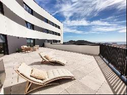 Modern apartment in the highest tower of the city, Malaga city centre