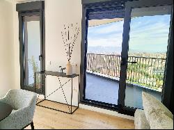 Modern apartment in the highest tower of the city, Malaga city centre