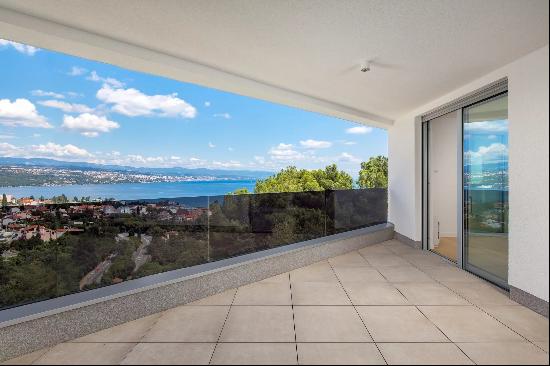 Penthouse with stunning views of Opatija Riviera