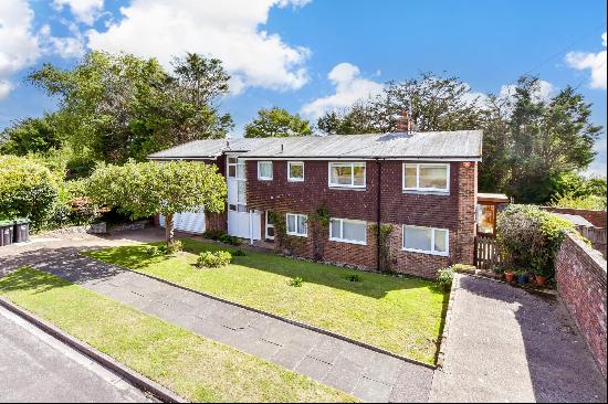 Seven Stones Drive, Broadstairs, Kent  CT10 1TW