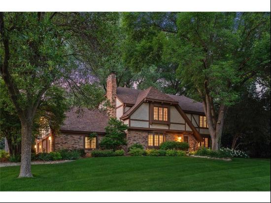 6512 Willow Wood Road, Edina, MN, 55436, USA