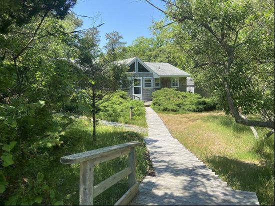 6 Surf Drive, Amagansett, NY, 11930, USA