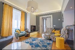 5 Bedroom House, vora