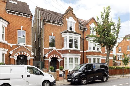 Mayford Road, London SW12