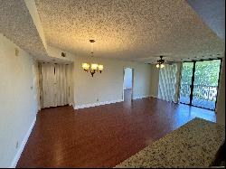 5801 Riverside Dr, #202B3, Coral Springs, FL