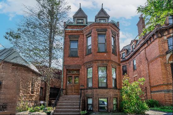 Gorgeous 4-Unit Brownstone Overlooking Albany's Washington Park