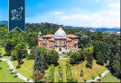 Luxurious castle surrounded by a 100-hectare park for sale between the Langhe area and the