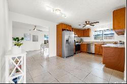 1371 Akiahala Place, Kailua HI 96734