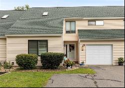 20 Ironwood Ln #20, Atkinson NH 03811