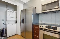 2101 Market Street Unit 808, Philadelphia PA 19103