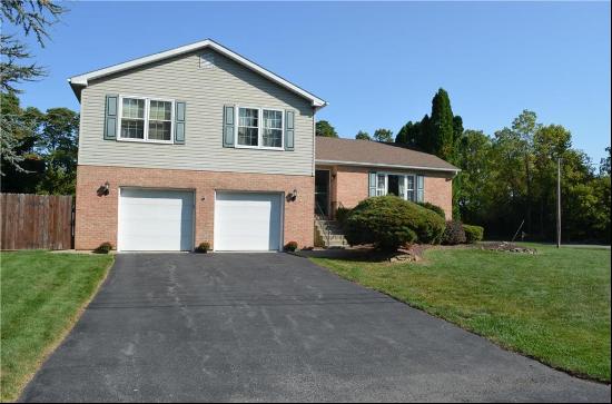 4005 Arch Street, Palmer Twp PA 18045