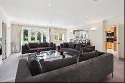 Icklingham Road, Cobham, Surrey, KT11 2NQ