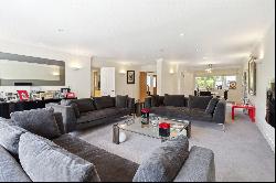 Icklingham Road, Cobham, Surrey, KT11 2NQ