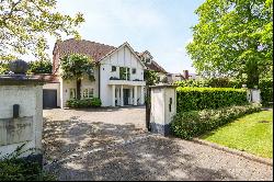 Icklingham Road, Cobham, Surrey, KT11 2NQ