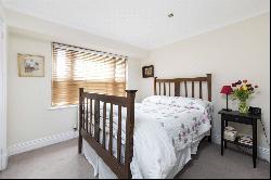 Waterford Close, Cobham, Surrey, KT11 1BF