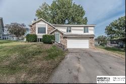 12706 Ridgeview Circle, Bellevue NE 68123