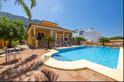 Exclusive Villa in Denia with Stunning Sea and Mountain Views, Dénia 03700