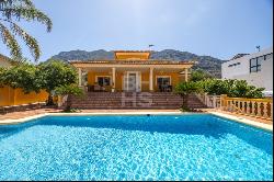 Exclusive Villa in Denia with Stunning Sea and Mountain Views, Dénia 03700