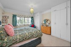 Thorkhill Road, Thames Ditton, Surrey, KT7 0UN