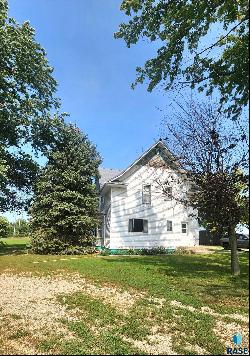 511 E Park Ave, Viborg SD 57070