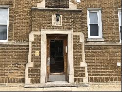 4546 W Barry Avenue #2, Chicago IL 60641