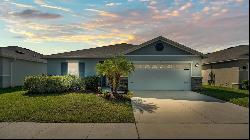 1102 Augustus Drive, Davenport FL 33896