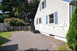 81 Grove Street, Windsor CT 06095