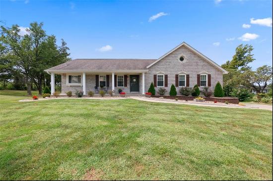 52 Piney Ridge Court, St Charles MO 63304