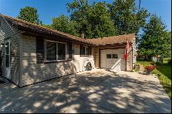 4855 Robinwood Drive, Mentor OH 44060