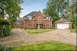 Waterperry Lane, Chobham, Woking, Surrey, GU24 8PU