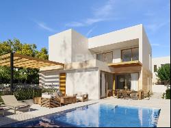 Newly Built Villa for Sale – Modern Design with Private Pool and, Dénia 03700