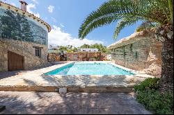 Stunning Villa for Sale in Denia with Mountain Views and Two Ind, Dénia 03700