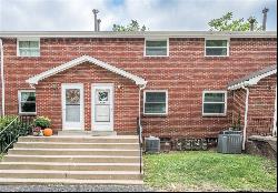 334 Moon Clinton Rd Unit B, Coraopolis PA 15108