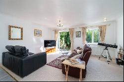 Cottenham Park Road, Wimbledon, London, SW20 0SY