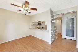 8419 E Harry St Unit 803, Wichita KS 67207