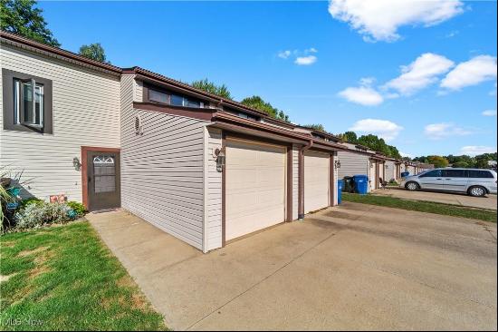 6382 Forest Park Drive, North Ridgeville OH 44039