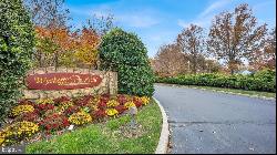 10 Powell Court, Hightstown NJ 08520