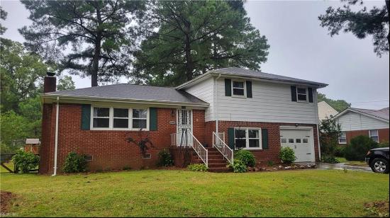 1008 Mains Creek Road, Chesapeake VA 23320